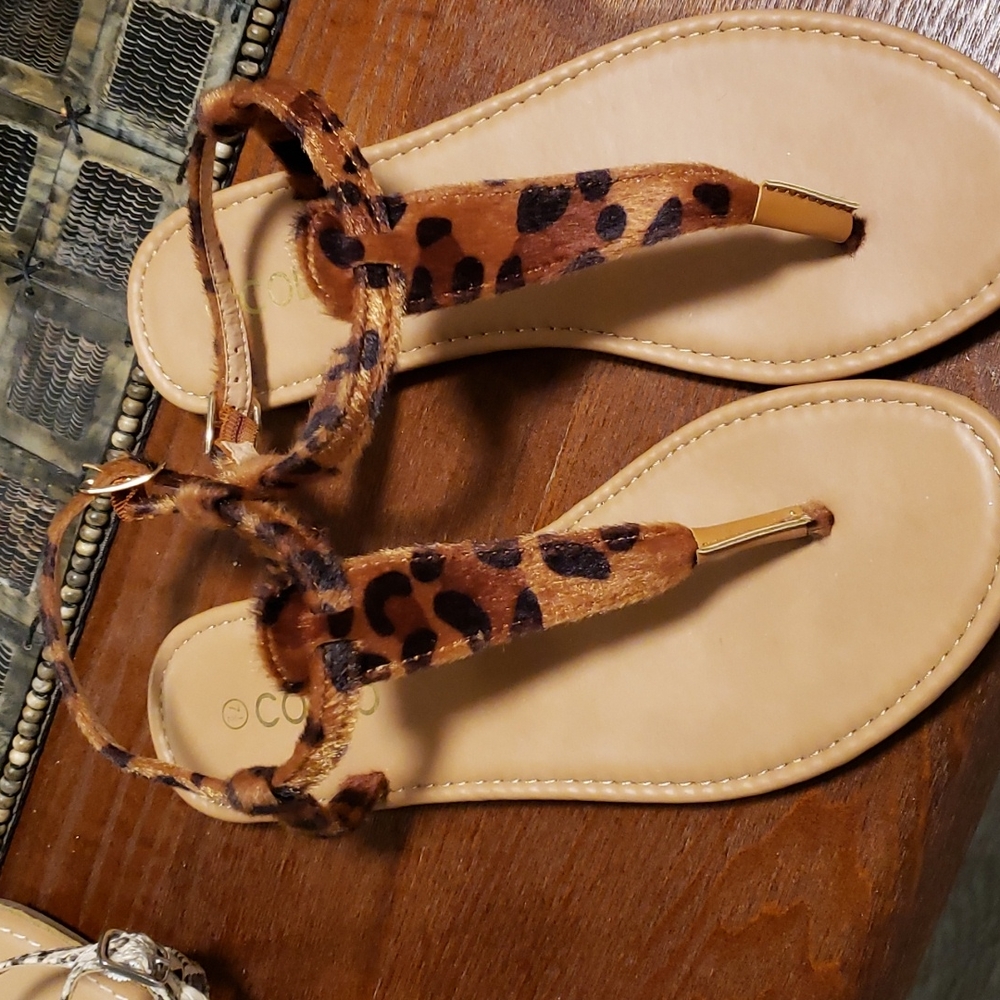 STYLISH SANDALS